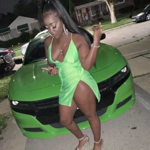 Meet your Posher, Karmen